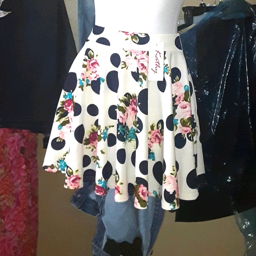 🤩HP PICK🤩 Polka dot skirt
